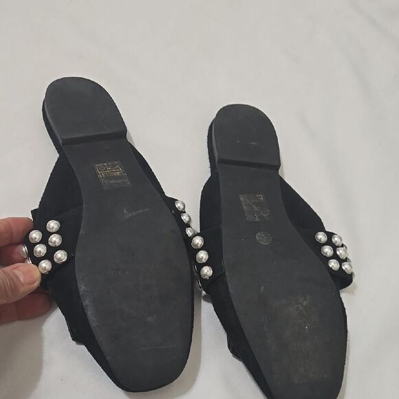 Jeffrey Campbell Black Mules with Silver Embellishments - Picture 4 of 6